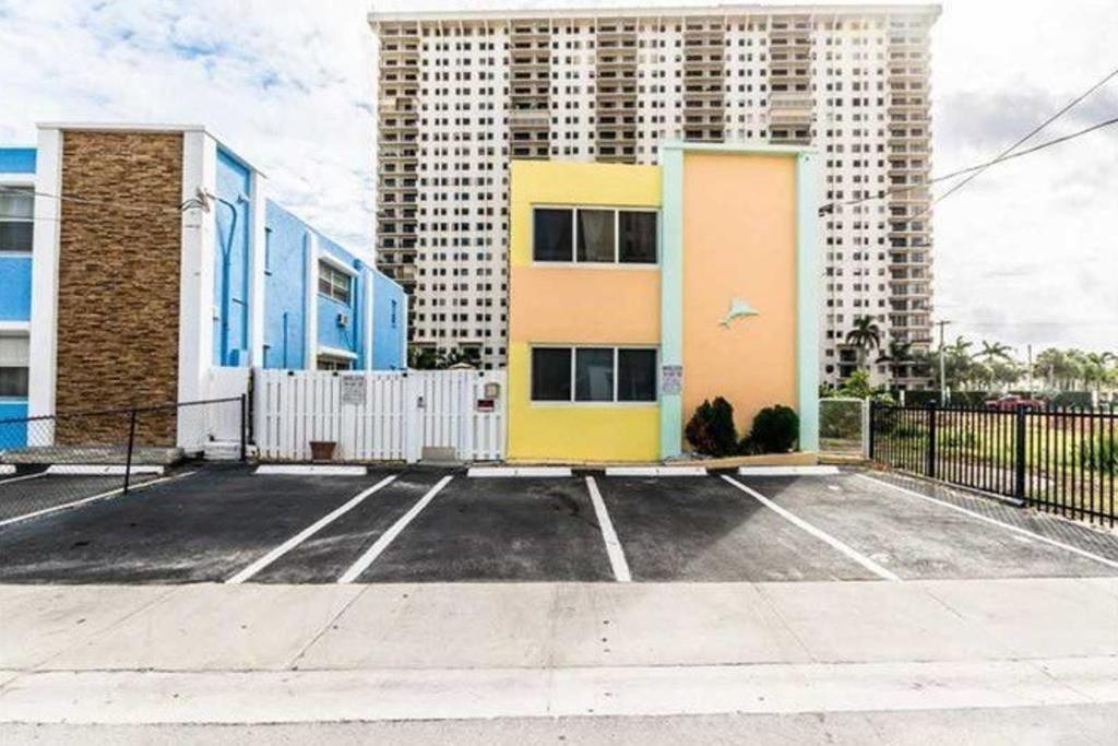 Hollywood Beachfront House Εξωτερικό φωτογραφία