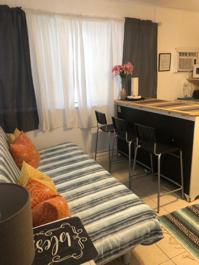 Hollywood Beachfront House Εξωτερικό φωτογραφία