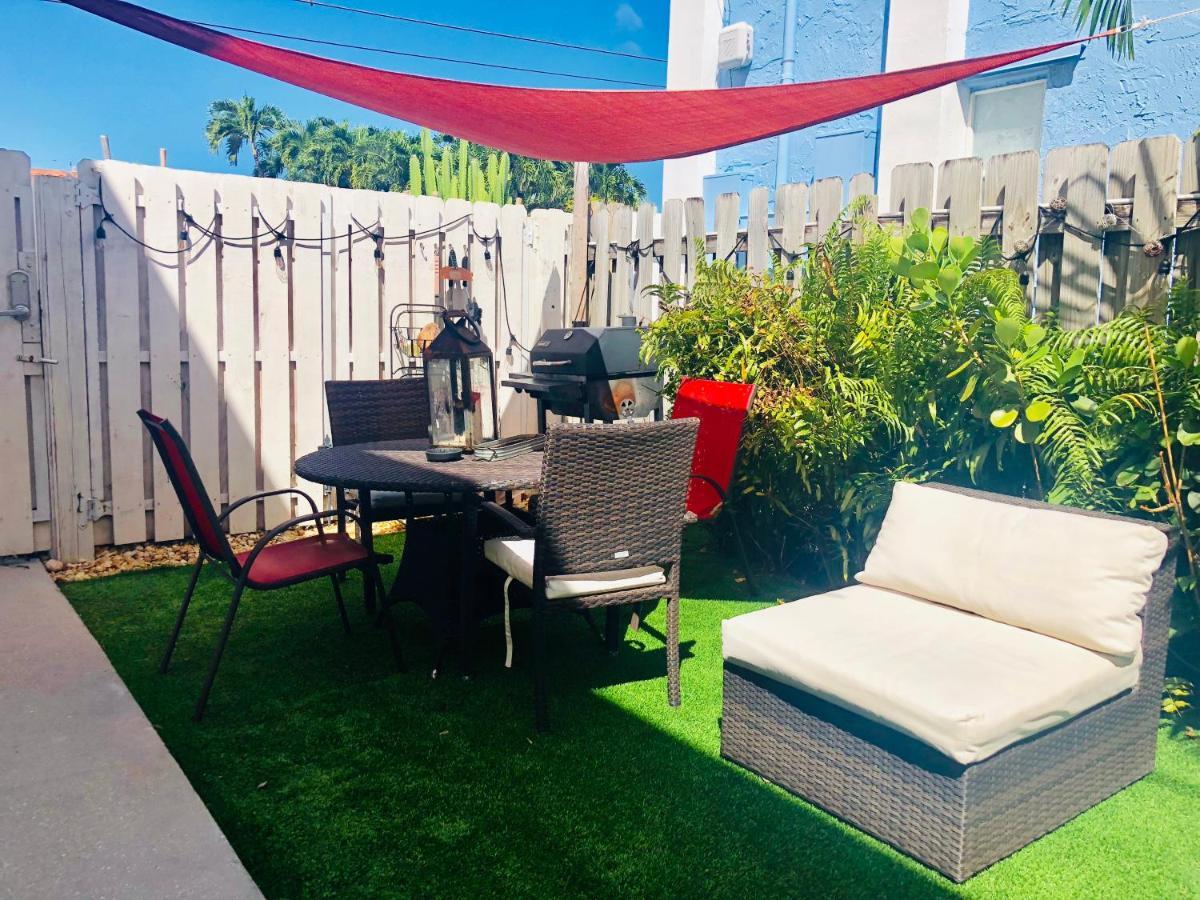 Hollywood Beachfront House Εξωτερικό φωτογραφία
